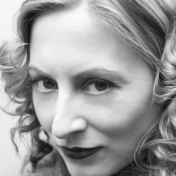 Charlotte derStern Charlotte derStern